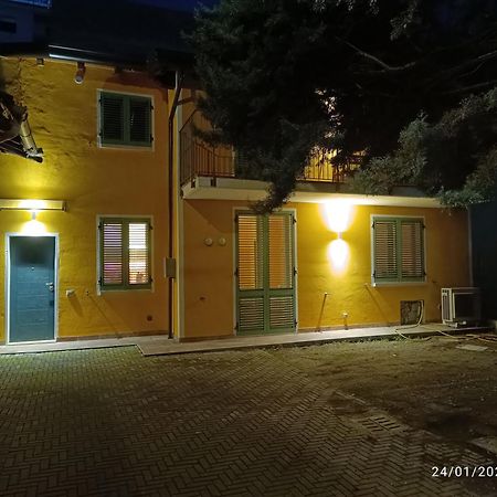 Un Angolo A Milano... Exteriér fotografie